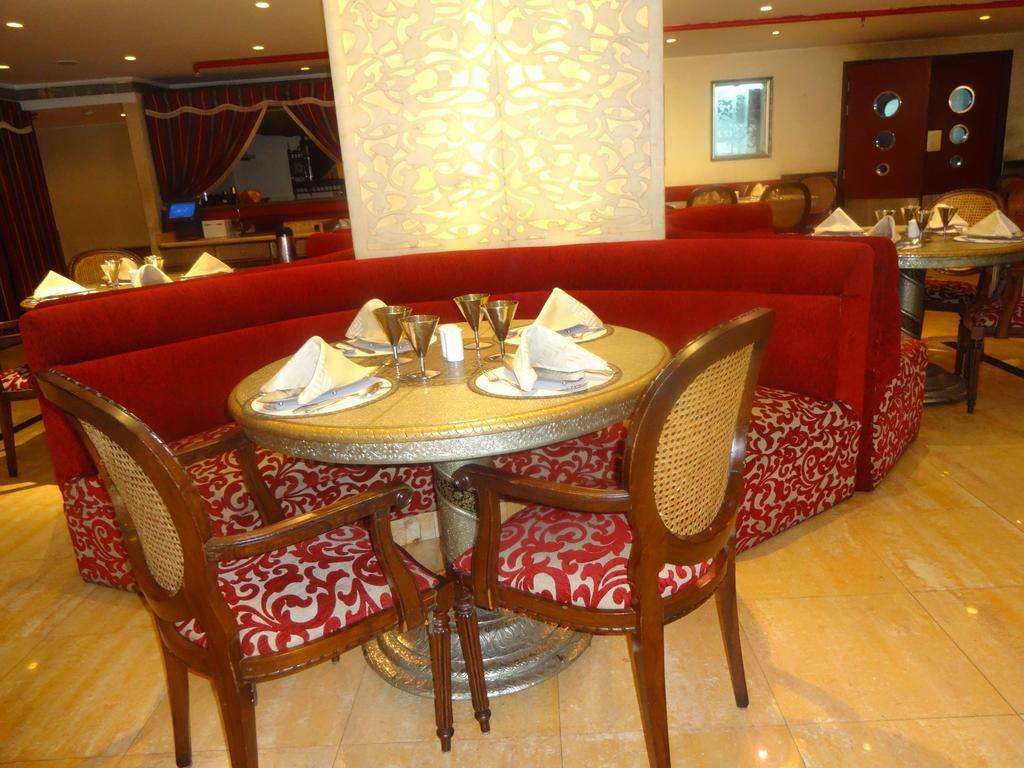 Ohris Banjara Hotel Hyderabad Exterior foto